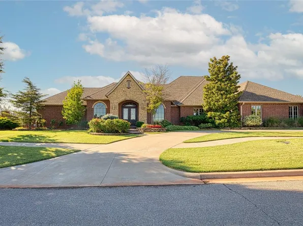 1300 Easy St, Elk City, OK 73644