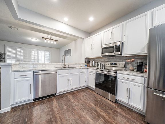 3rd image of 1132 Woodfield Court