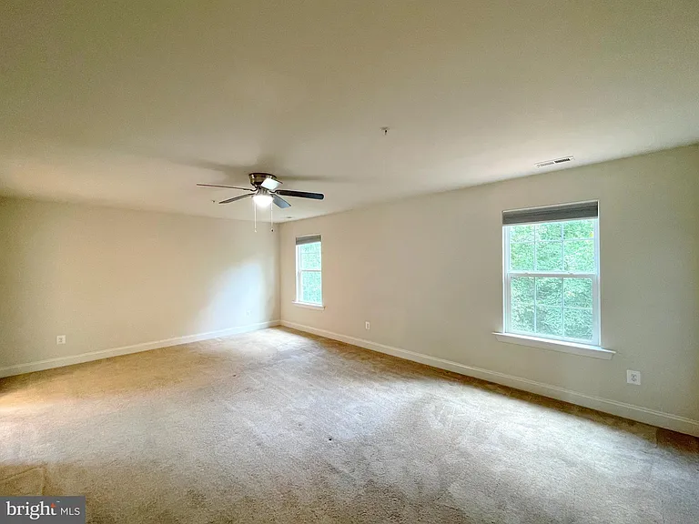 46895 Whittemoore Ct — Photo 21