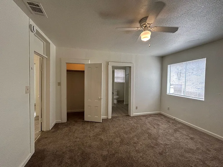 153 Locust Ave — Photo 12