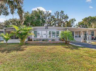 13042 Lemon Ave, Grand Island, FL 32735