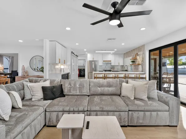 5121 E Windrose Dr #Id1558605p, Scottsdale, AZ 85254