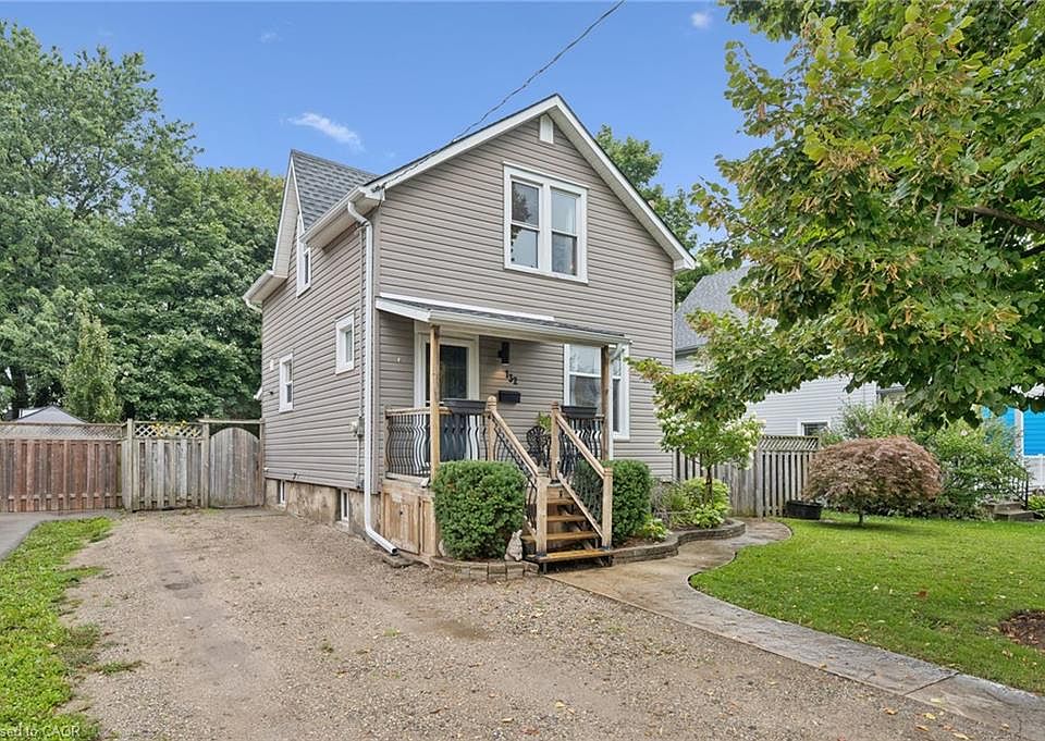 1st image of 132 Perth St