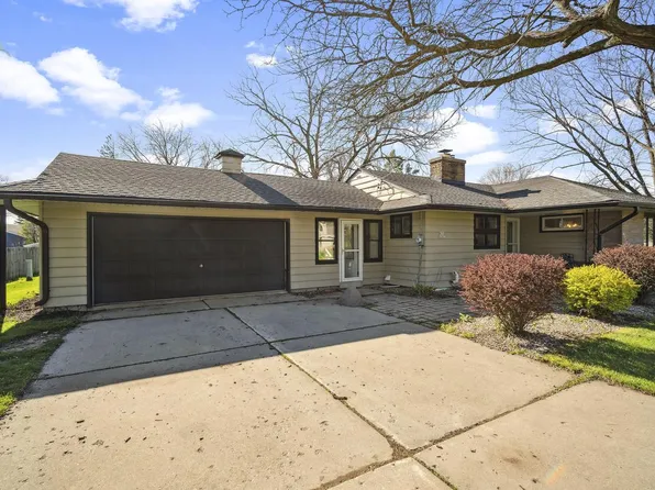 W172N9805 Division ROAD, Germantown, WI 53022