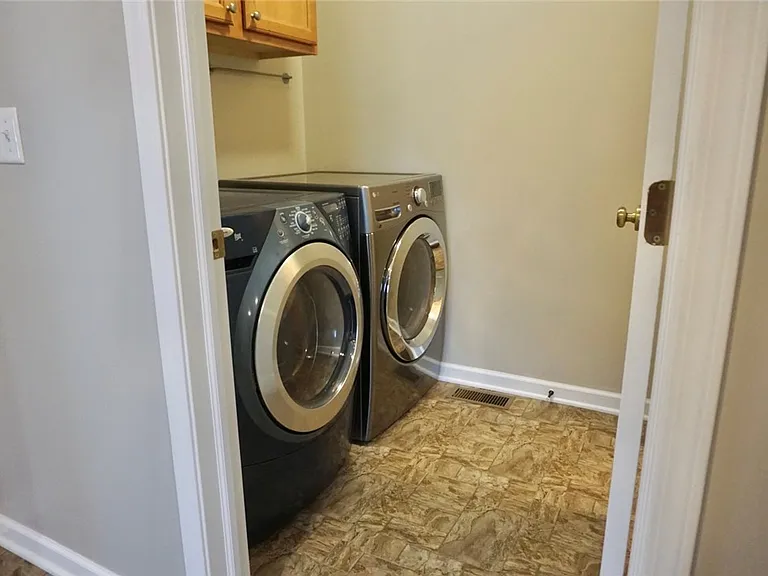 3015 Kittering Rd — Photo 8