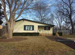 306 College St, Halstead, KS 67056