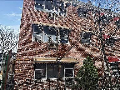 2nd image of 445 East St #21