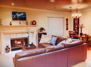 3361 Holly Grove St #O, Thousand Oaks, CA 91362