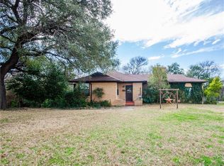 2208 Timberline Dr, Fort Worth, TX 76119