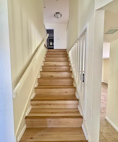 2344 Langhorn St — Photo 12