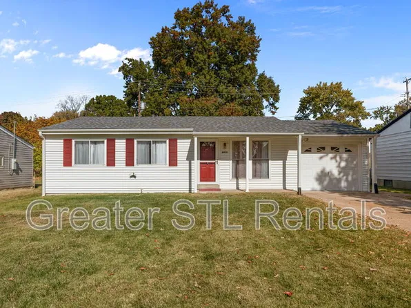 11909 Honey Hill Dr, Maryland Heights, MO 63043