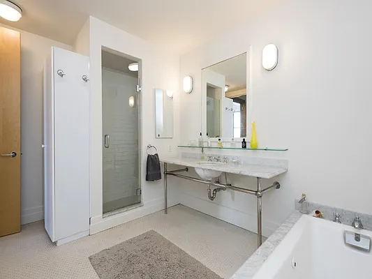 Sold by Sotheby's International Realty | media 5