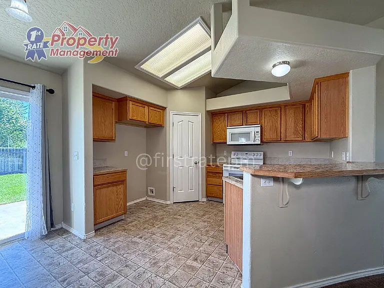 1491 W Verbena Dr — Photo 9