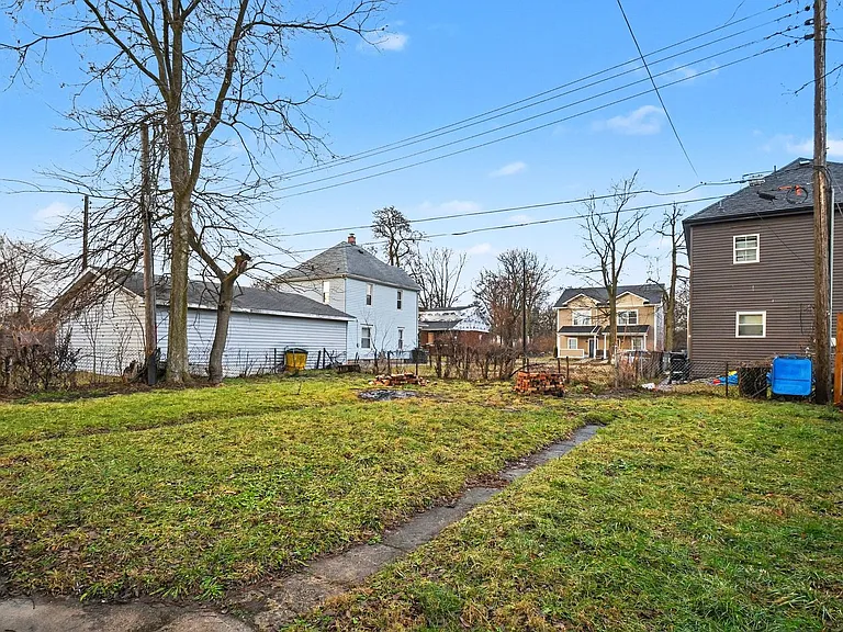 711 Napier St — Photo 15