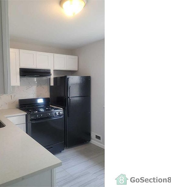 1st image of 128 Columbia Ave #2