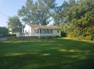 1905 W Fox Lake Rd, Angola, IN 46703