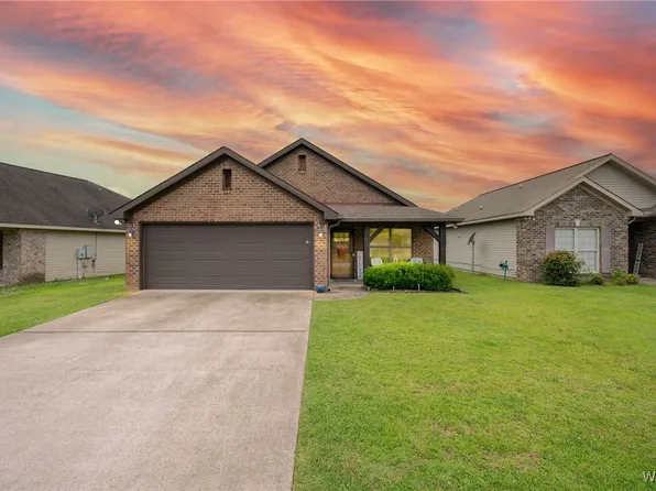 12962 Garden Creek Ln, Northport, AL 35473