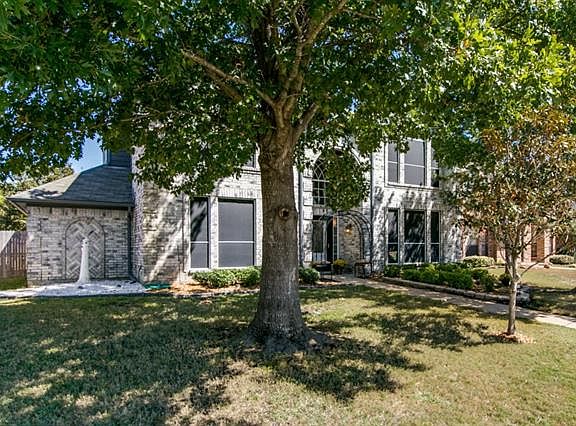 2nd image of 2314 Bent Brook Dr