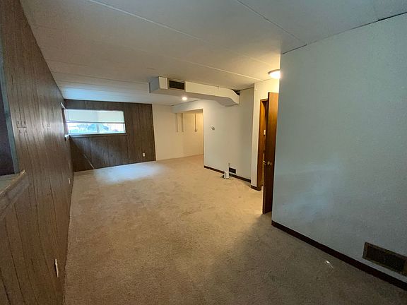3rd image of 1406 Bass Ave APT 1B