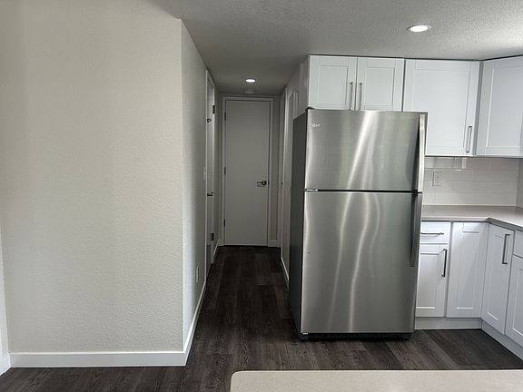 4th image of 1208 S 43rd Ave