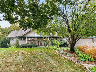 5611 Chestnut Lane, Mc Farland, WI, 53558