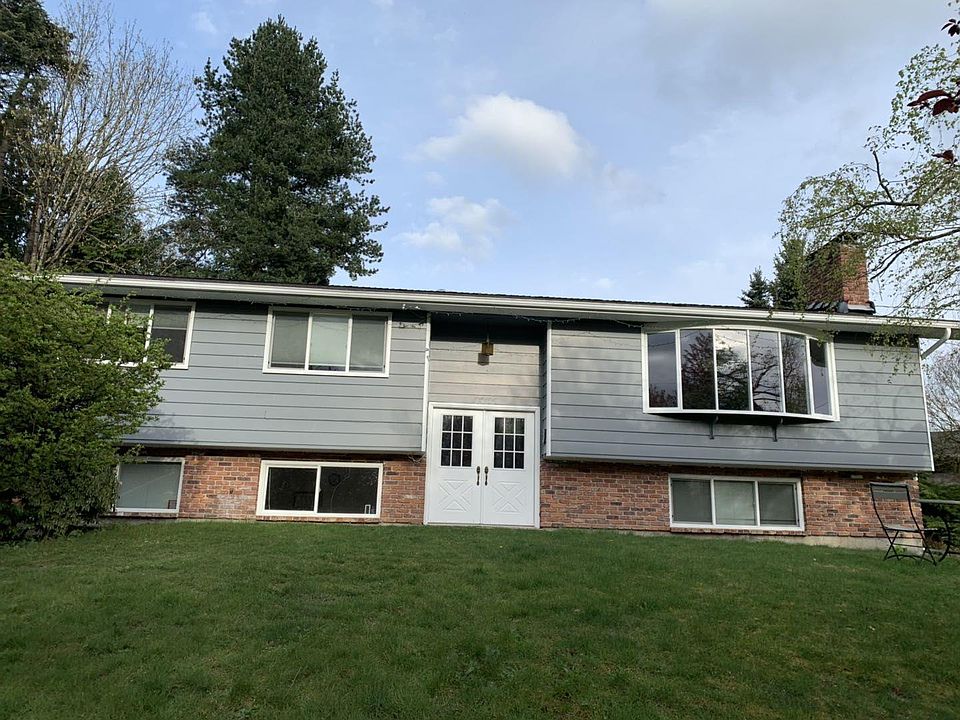 1st image of 2200 108th Ave NE