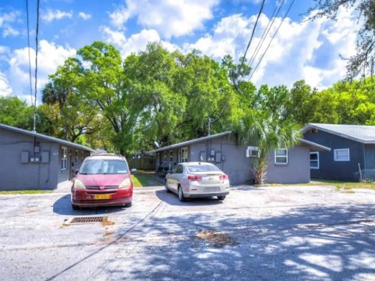 8123 N Alaska St #A — Photo 1