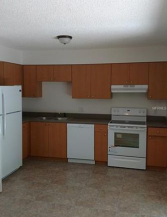 3rd image of 341 Dogwood Ave