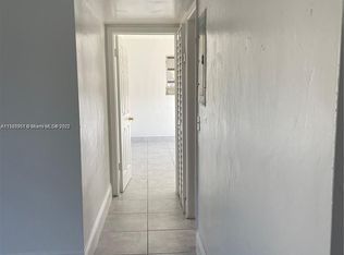 1020 NW 106th St #B, Miami, FL 33150