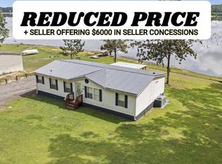 1064 Kings Lake Blvd, Defuniak Springs, FL 32433