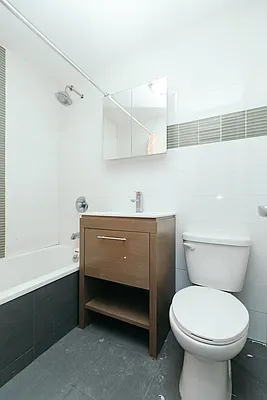 Rented by Nooklyn NYC LLC | media 61