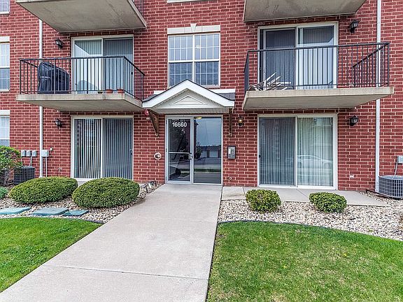 2nd image of 16660 Liberty Cir Unit 3S
