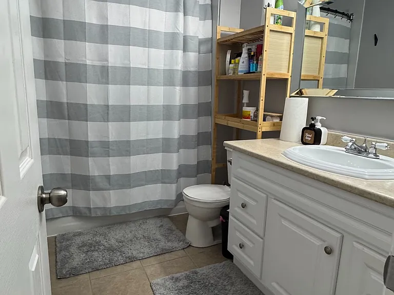 131 Markland Cres — Photo 13