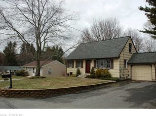 48 James St, Colchester, CT 06415