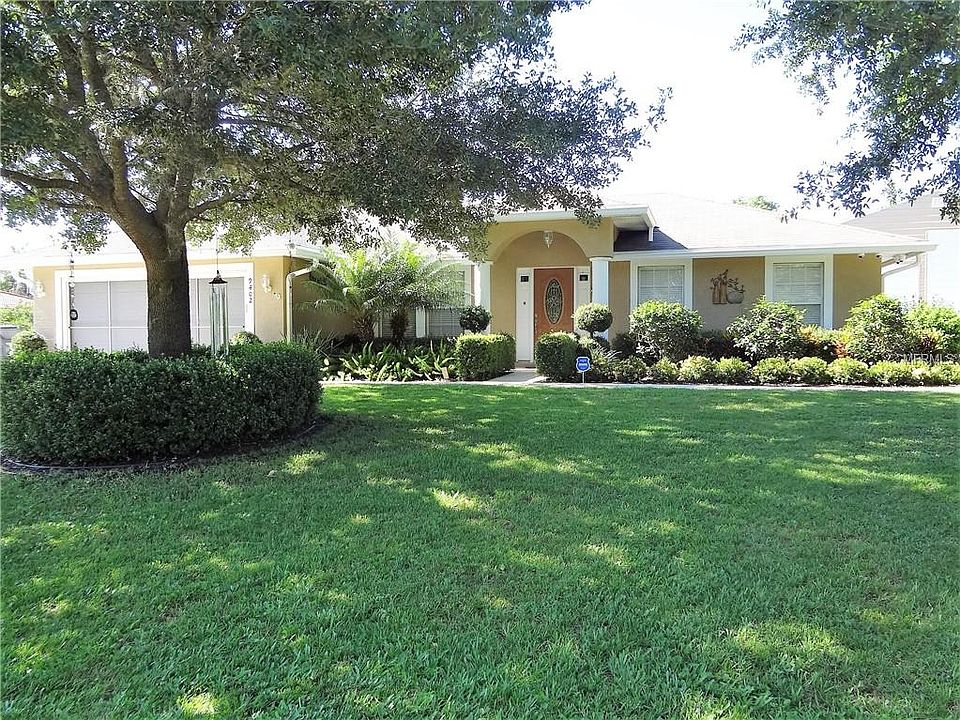 1st image of 9402 Oakwood Dr