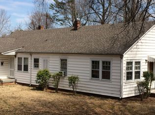 2901 Springway Dr, Charlotte, NC 28205