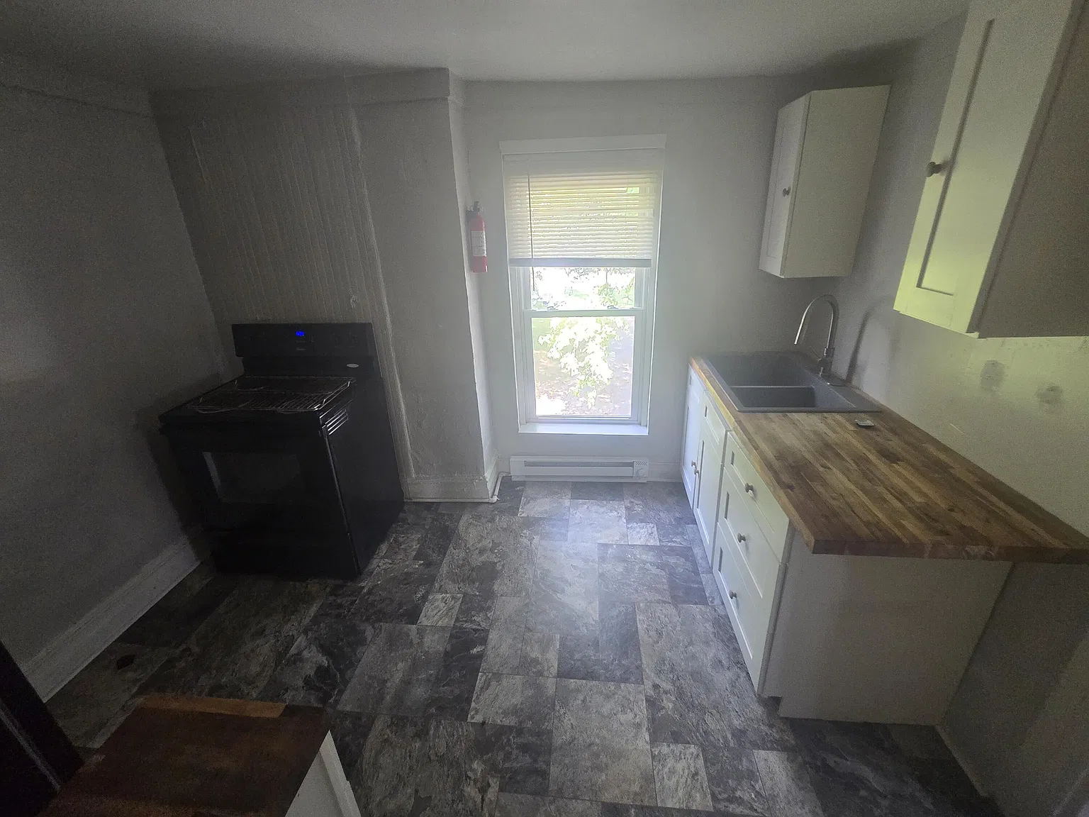 514 9th St SE — Photo 4