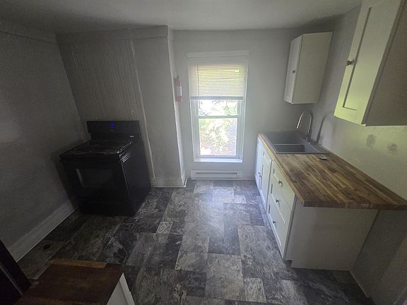 4th image of 514 9th St SE #A