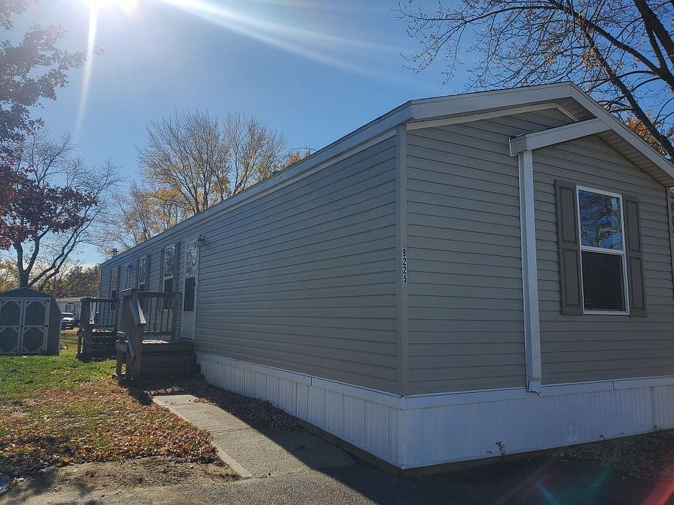 1st image of 9225 Warrington Dr