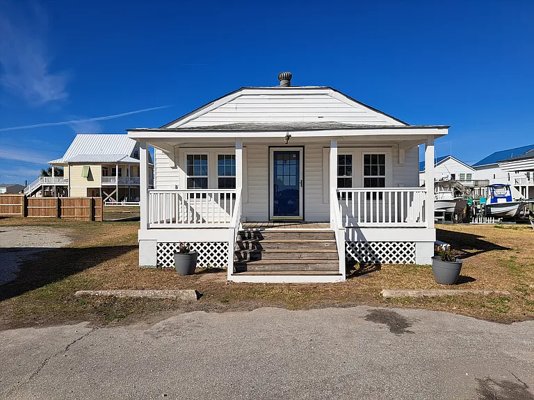 613 Atlantic Beach Cswy #1-A — Photo 1