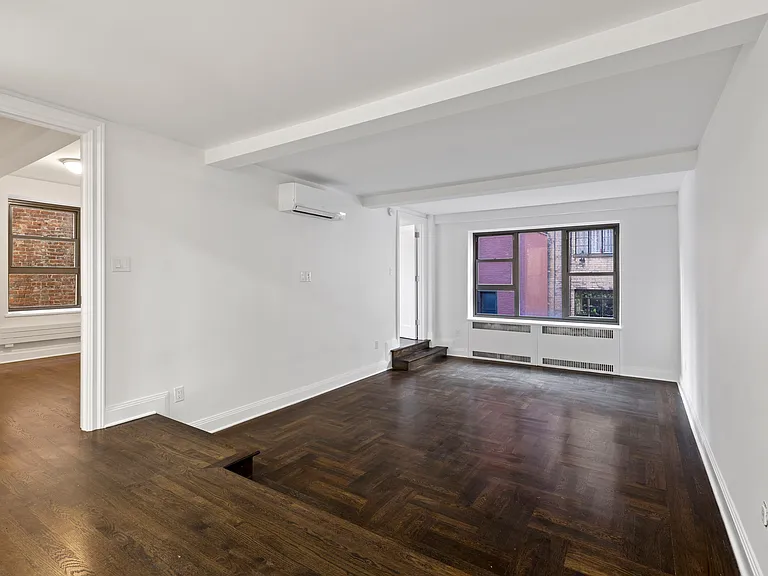 160 E 89th St #3D — Photo 4
