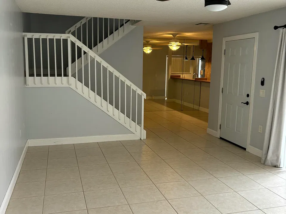 3007 SW Sunset Trace Cir