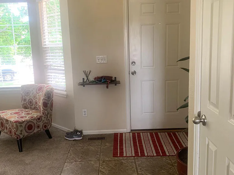 1787 Reliance Cir — Photo 3