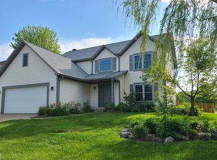 13497 Dunes Dr, Carmel, IN 46032