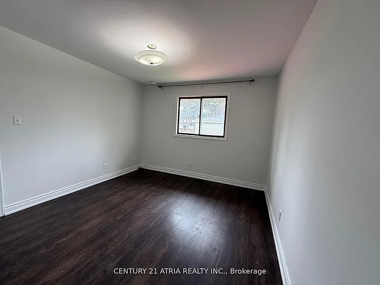 1212 Somerville St — Photo 8