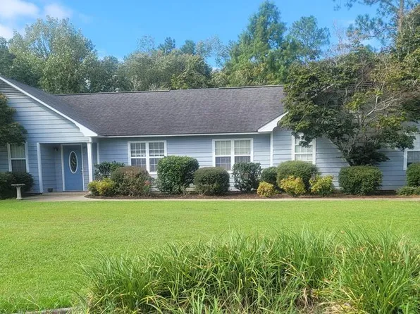 301 Taylor Rd, Alma, GA 31510