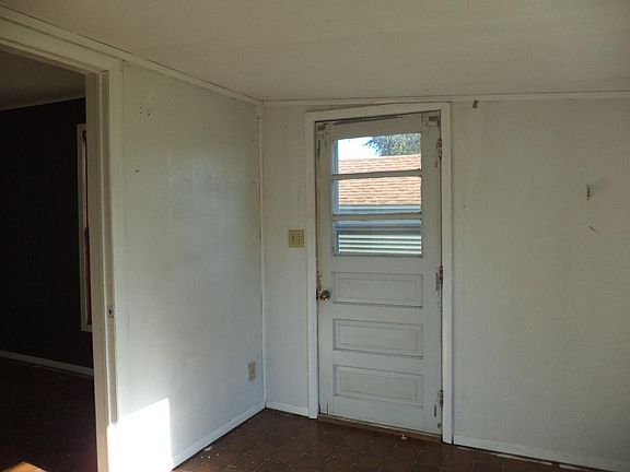 5th image of 401 S Vine St