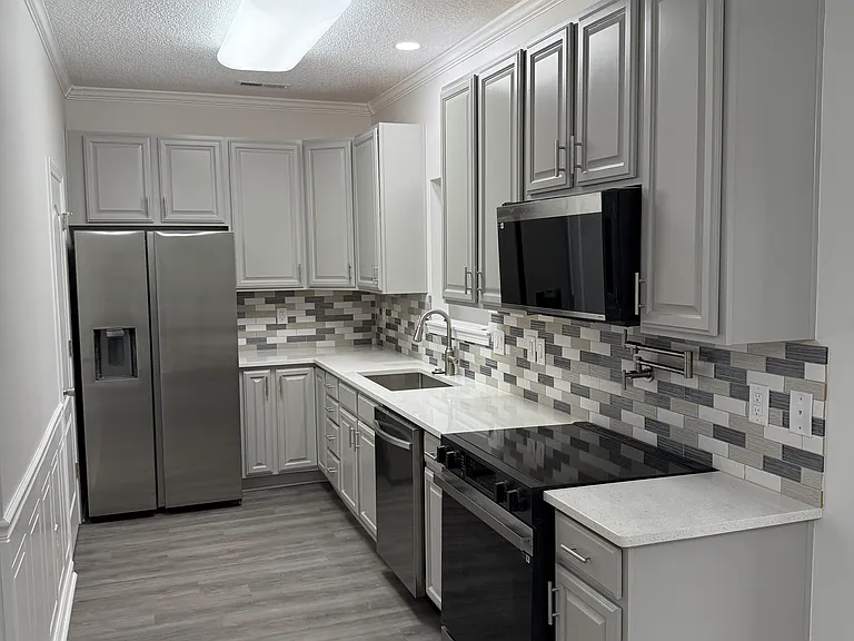 211 Congaree River Dr — Photo 1