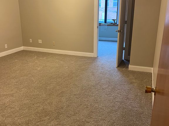 3rd image of 524 1st St Unit 1