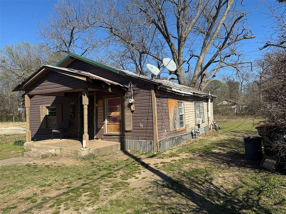 1st image of 655 5th St SE
